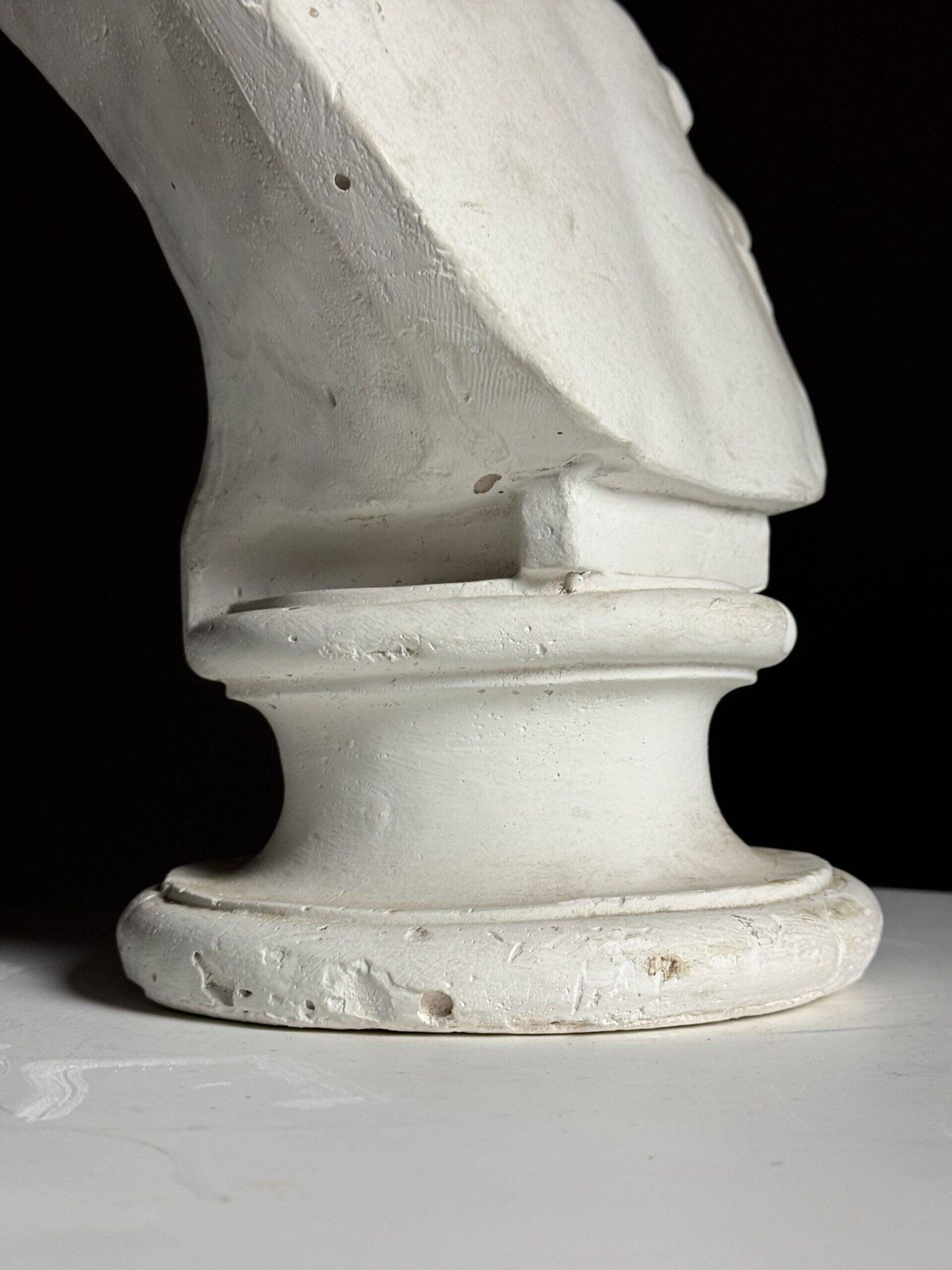 Buste en plâtre de l'empereur Auguste