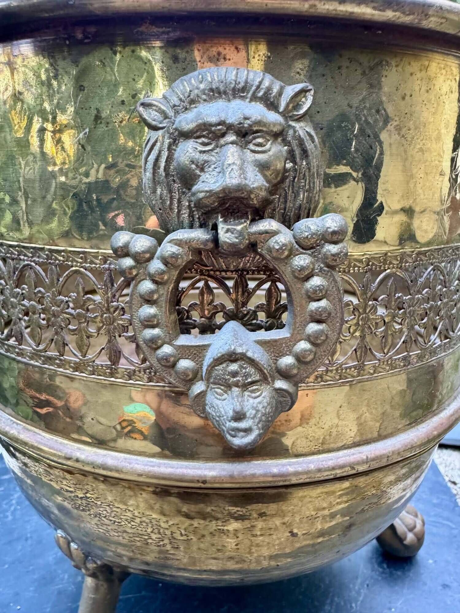 Large solid brass lion cache pot Art Nouveau