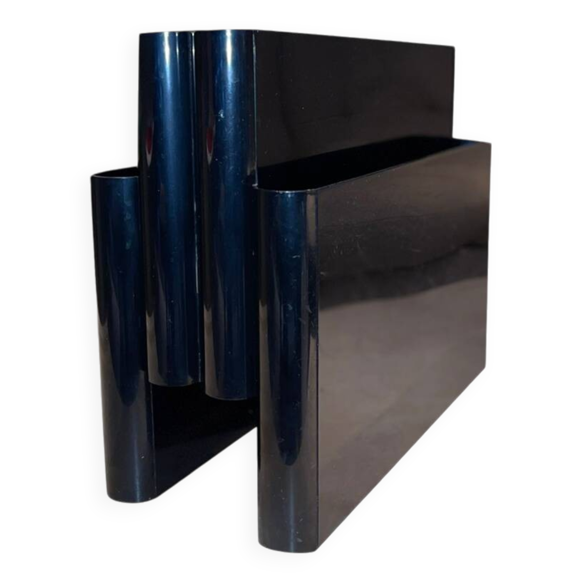 Black “Kartell” magazine rack by Giotto Stoppino, Italy 1970