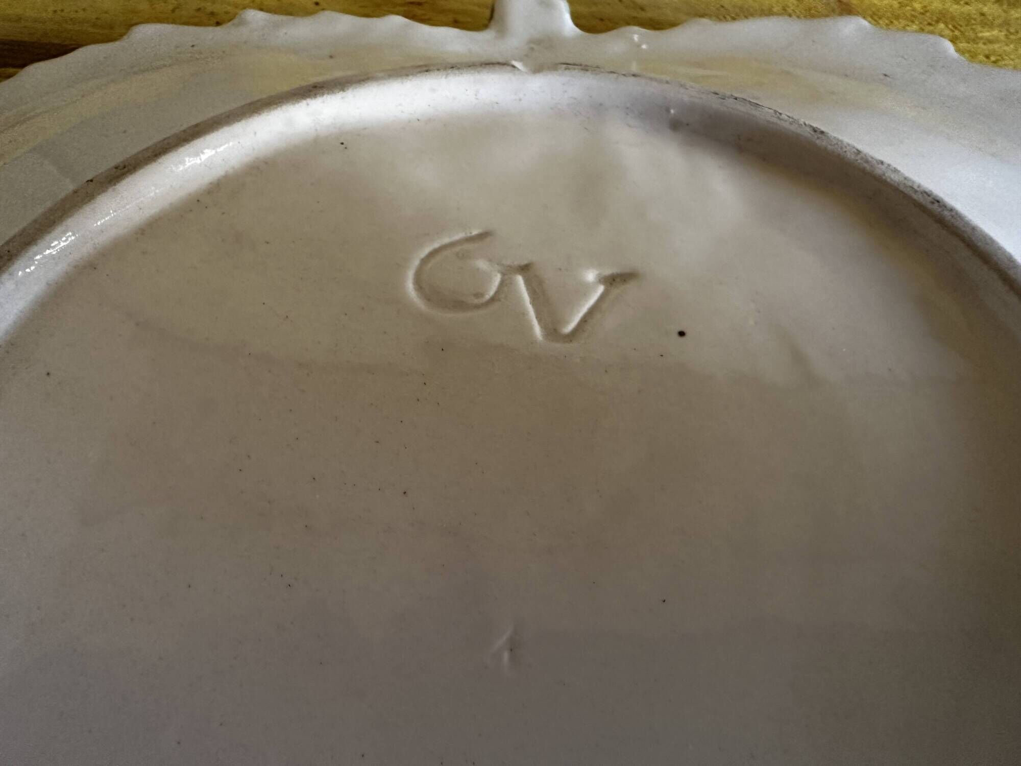Empty Pocket / Basket / Ceramic Dish Barbotine Cabbage Leaf signed GV