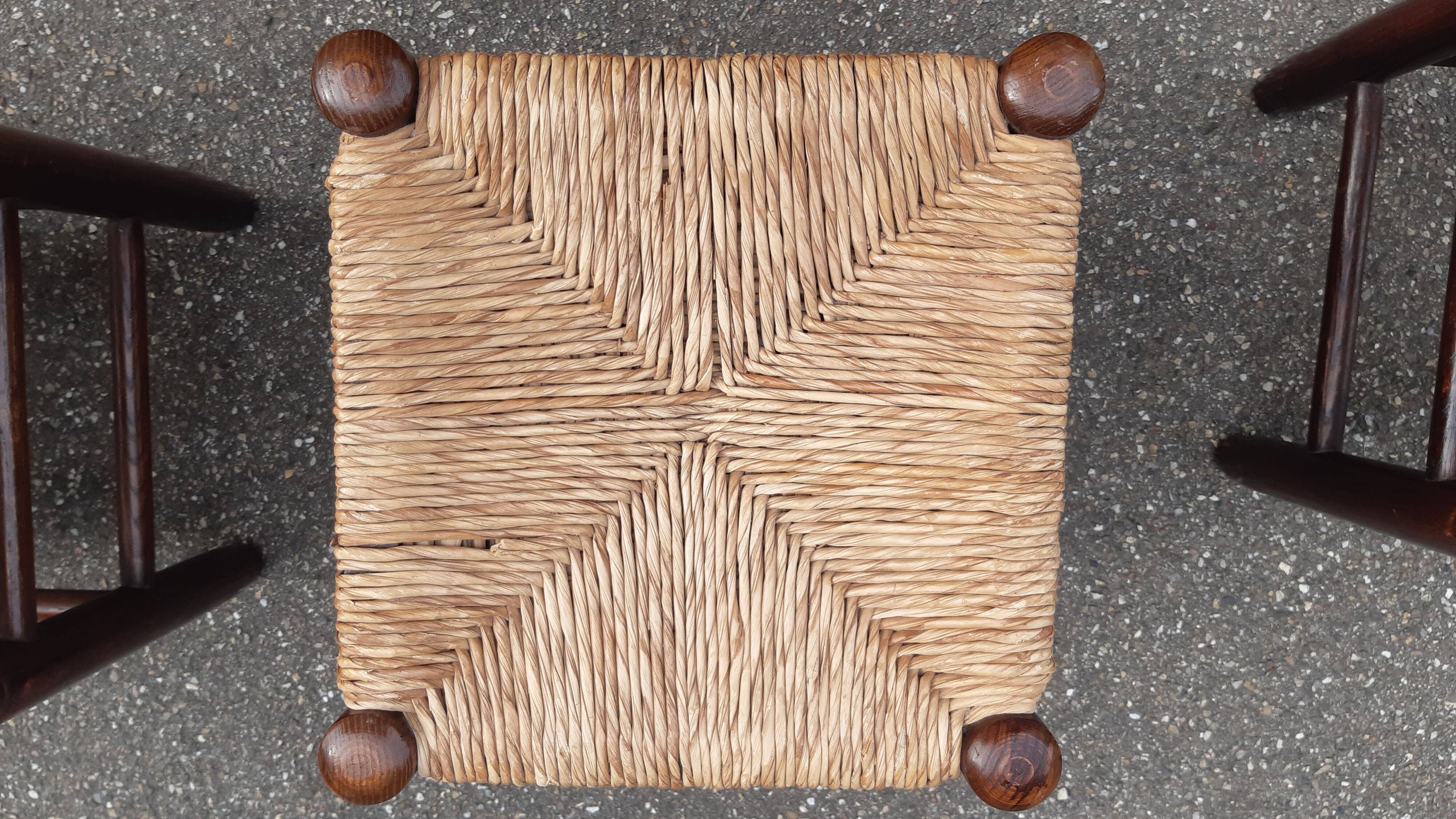 Set of 6 straw stools