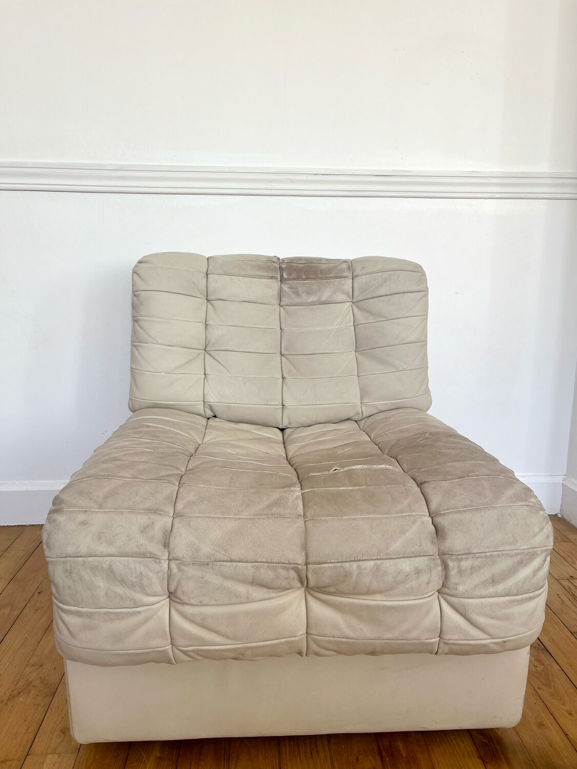 Pair of DS11 armchairs, De Sède edition, 1970.