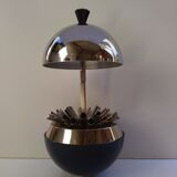 Cigarette display ball