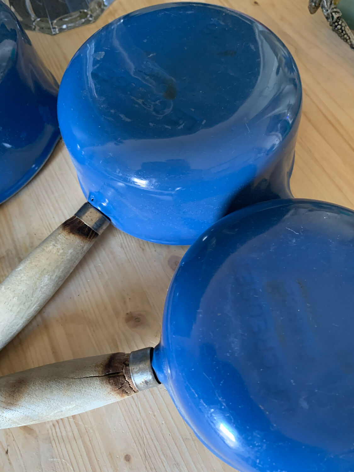 Series of cast iron pans Le Creuset bleues