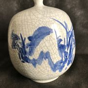 Vase ball with flattened pinched collar