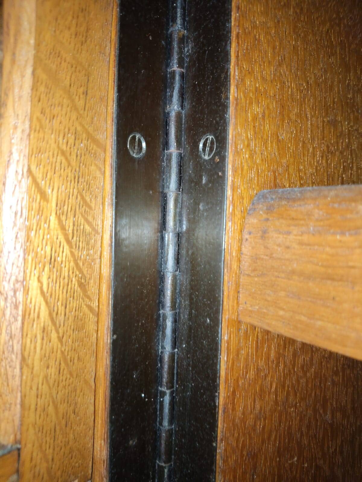 Armoire cabine anglaise en acajou de marque Compactom pour homme