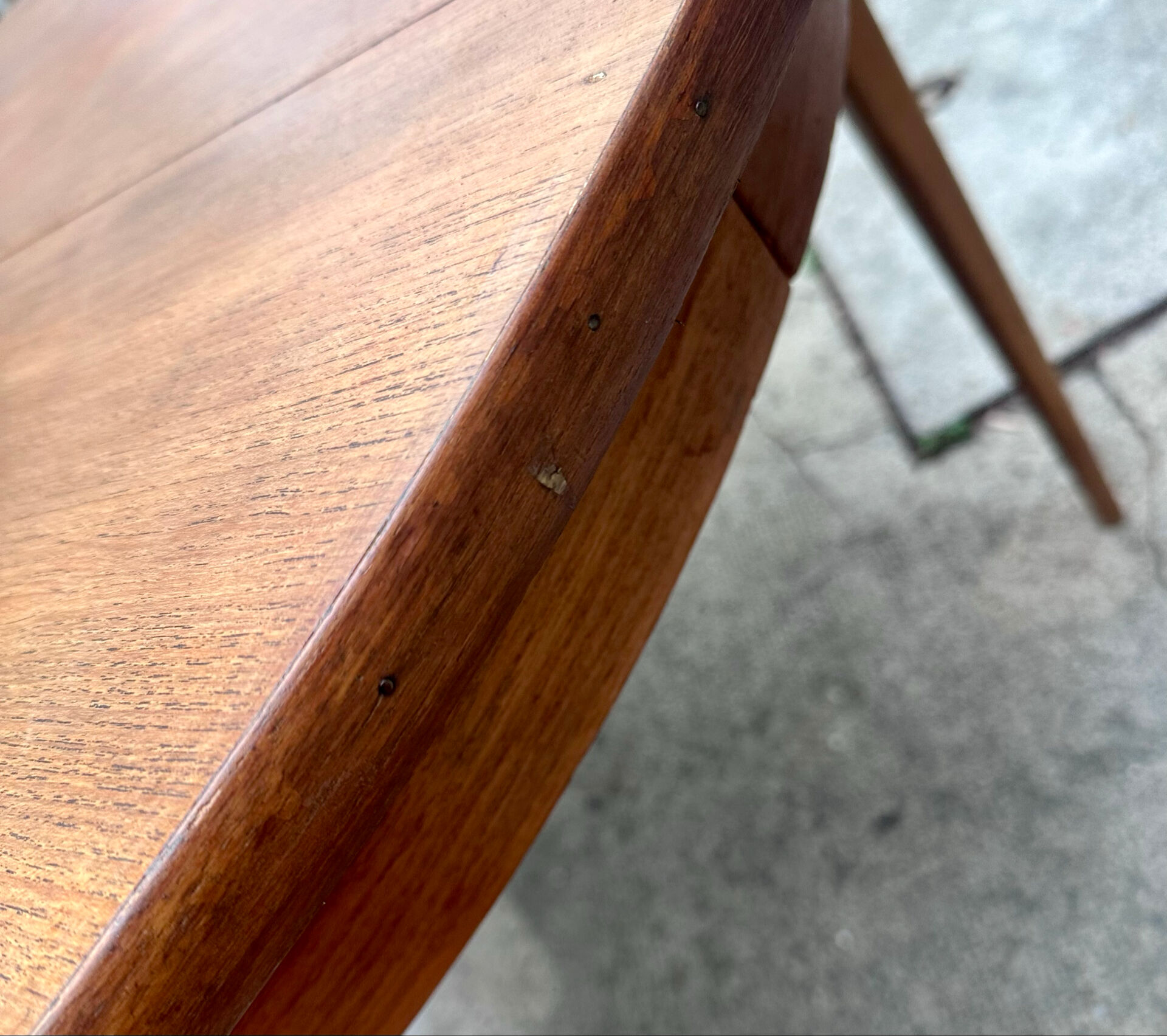 Table ronde extensible vintage scandinave