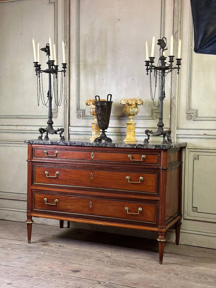 Louis XVI style mahogany commode in three colors, 18th century