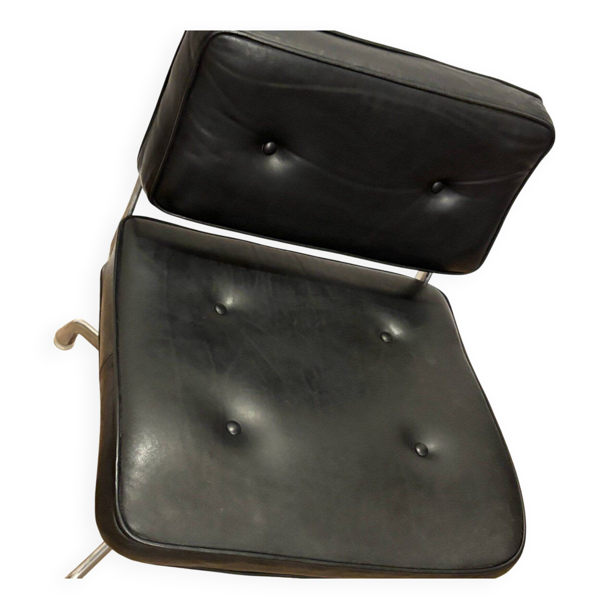 Intermediate Chair Eames 1970s in leather