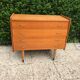 Commode vintage pieds fuseaux