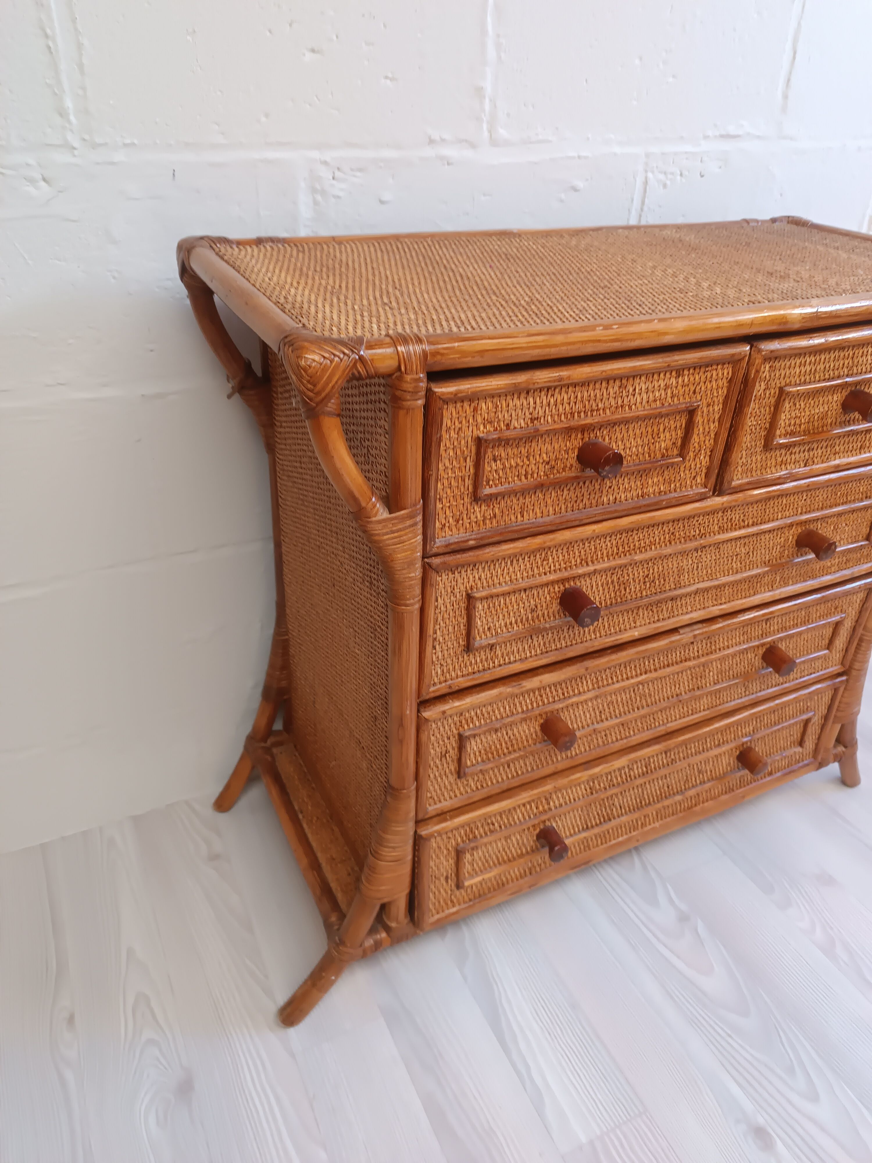 Commode en rotin et bambou  années 60