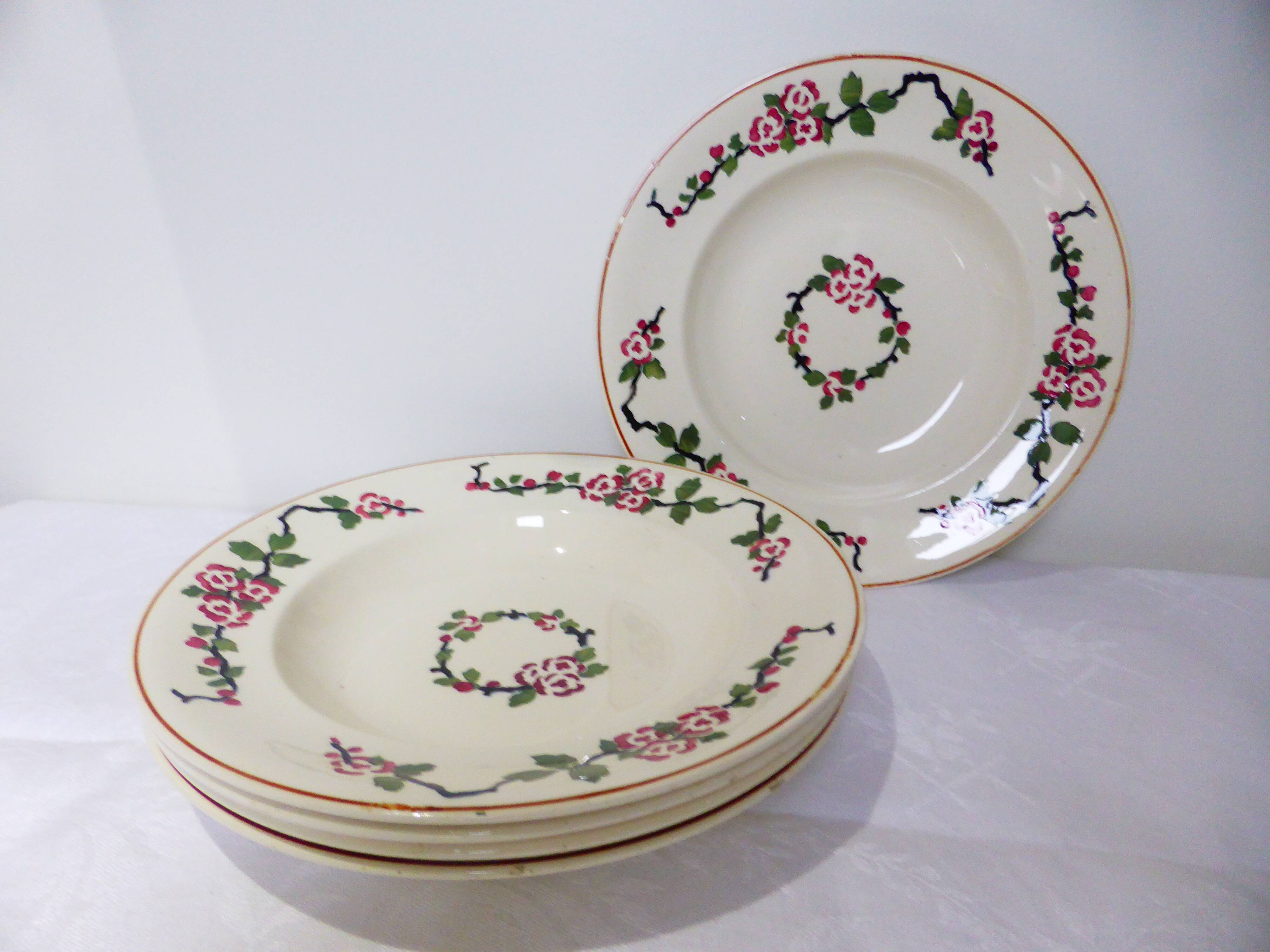 5 Longwy soup plates, Aupébines model