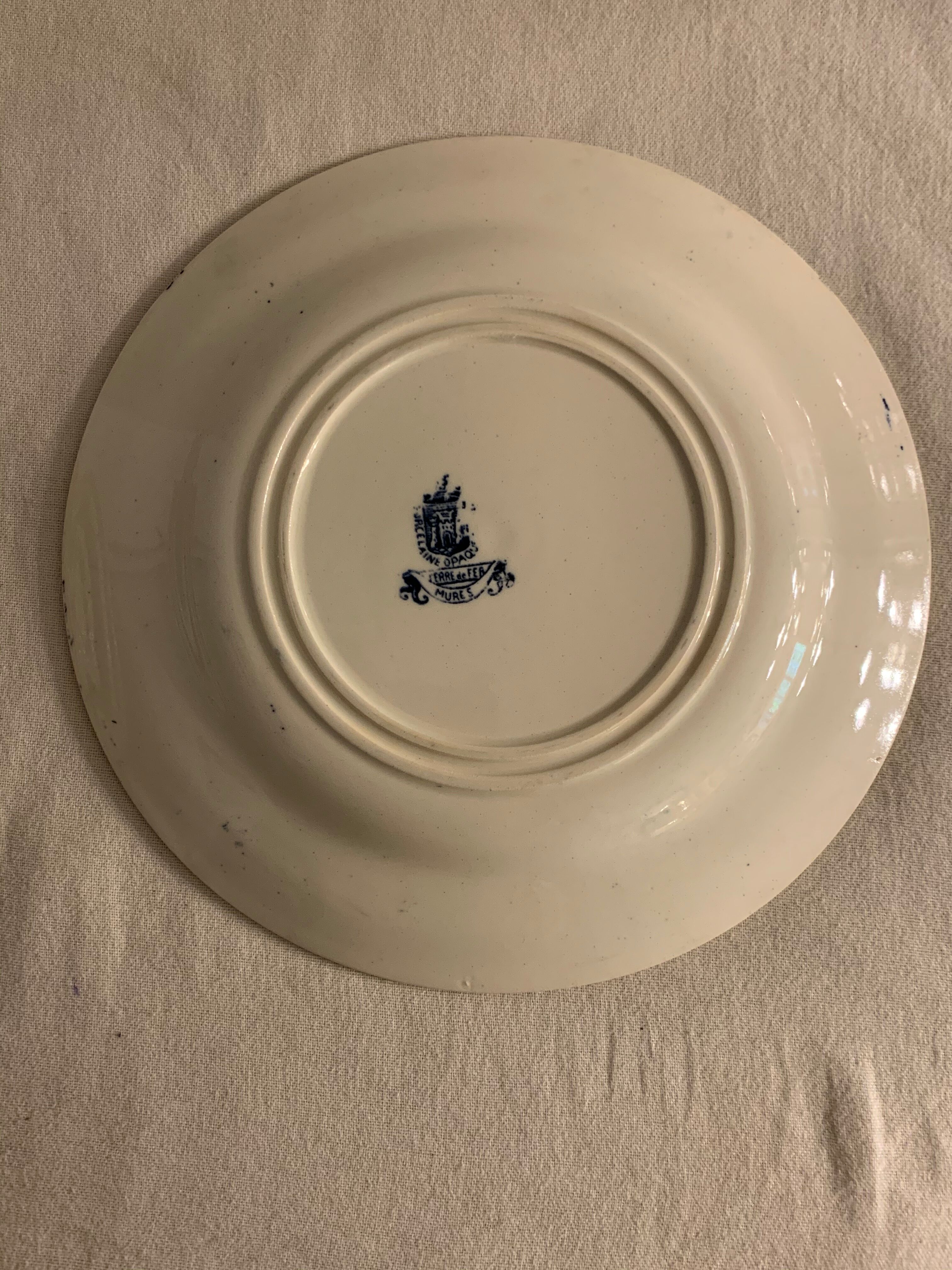 Series of 6 old flat plates in blue earthenware from Gien Iron Earth mature model