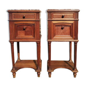 2 tables de chevets en - massif