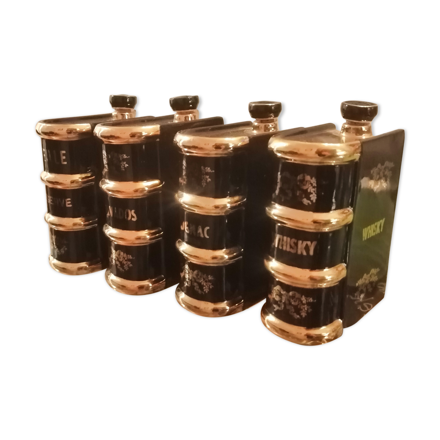 Série de 4 flacons d'alcool en porcelaine noir