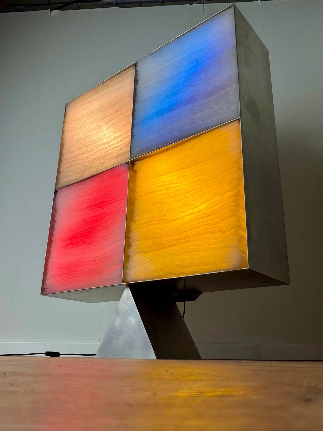 Lampadaire signé Jean-Claude Capmarty – France, années 2000