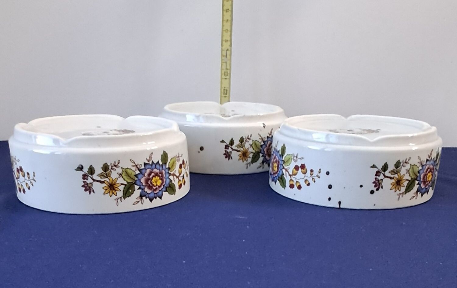 Set of 3 bowls in the Éclat model from Sarreguemines. 1960s.