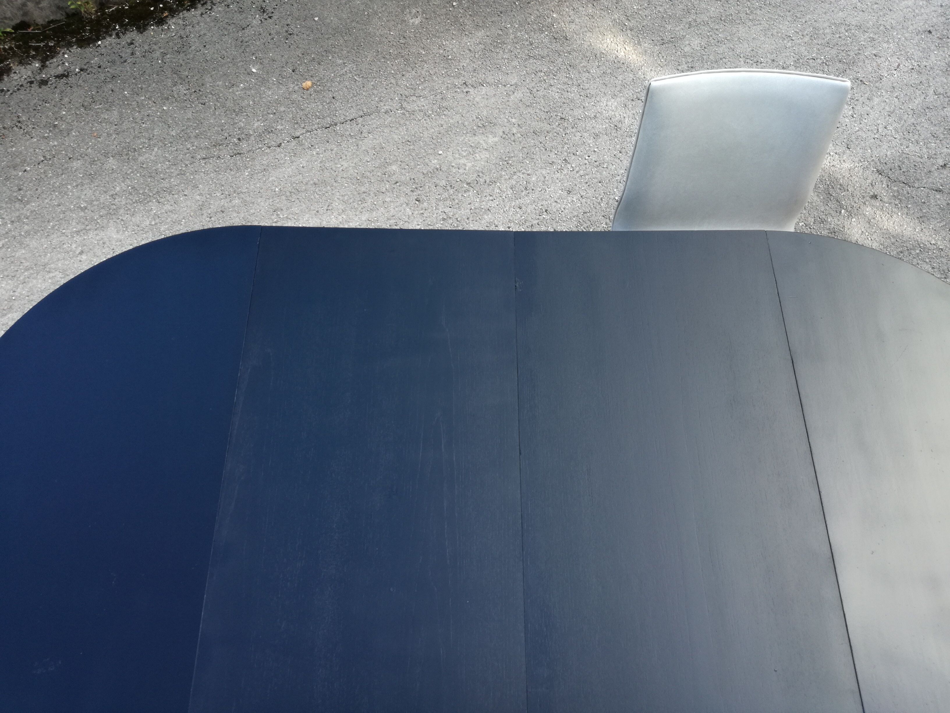 Expandable round dining table 2m46