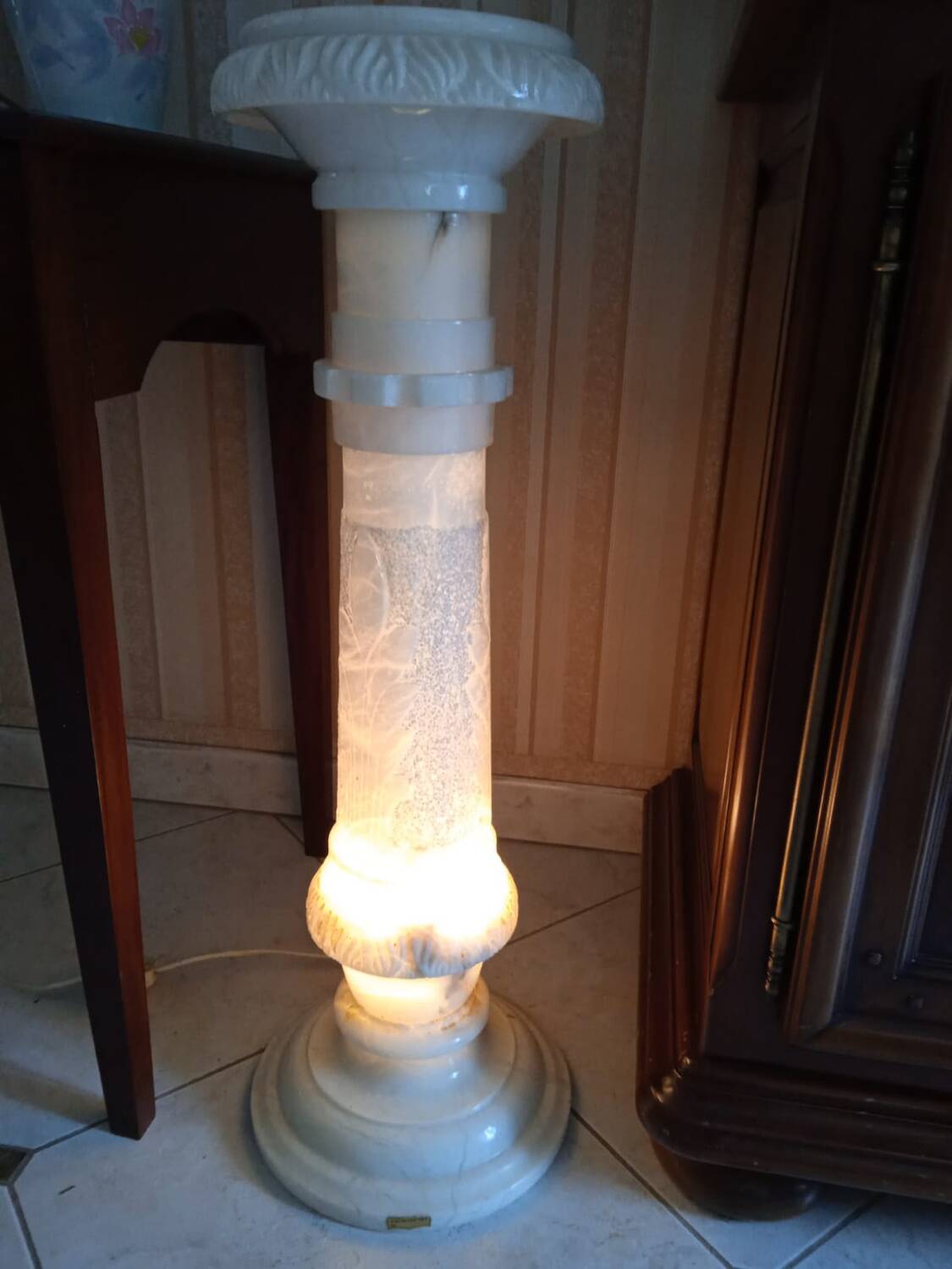 Genuine alabaster foot