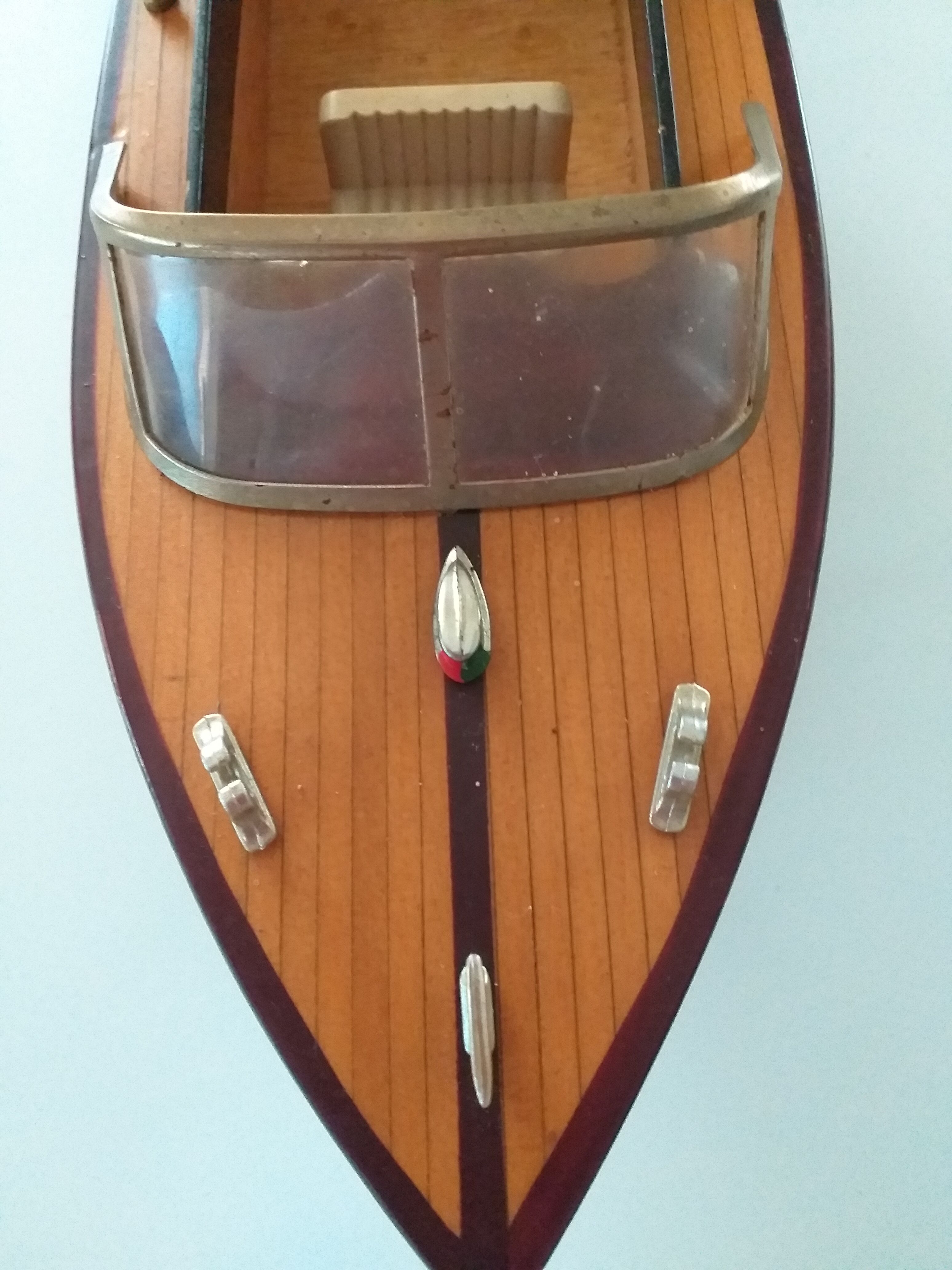 Model boat taxi vaporetto venise