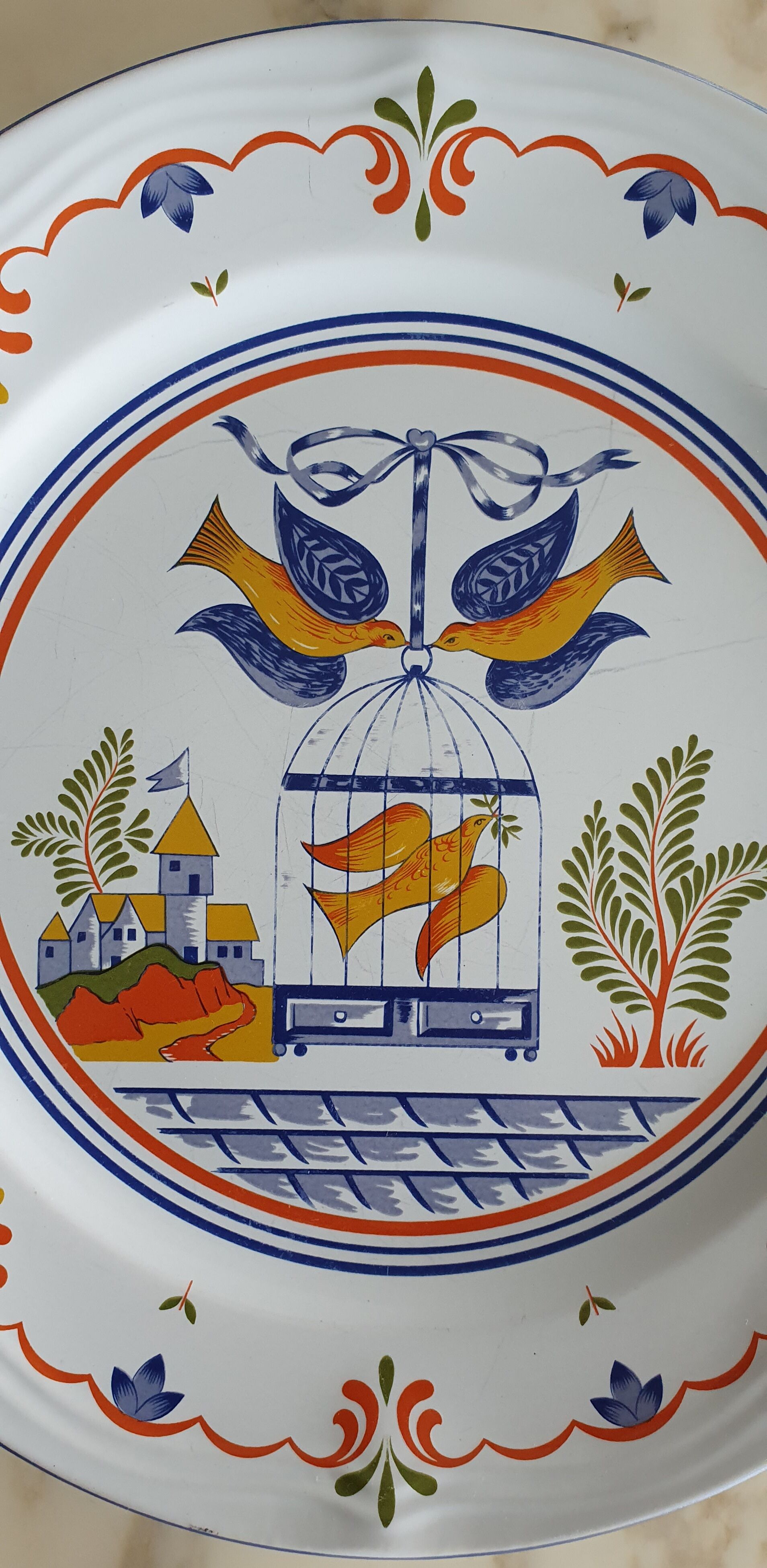 Plate Georges Briard