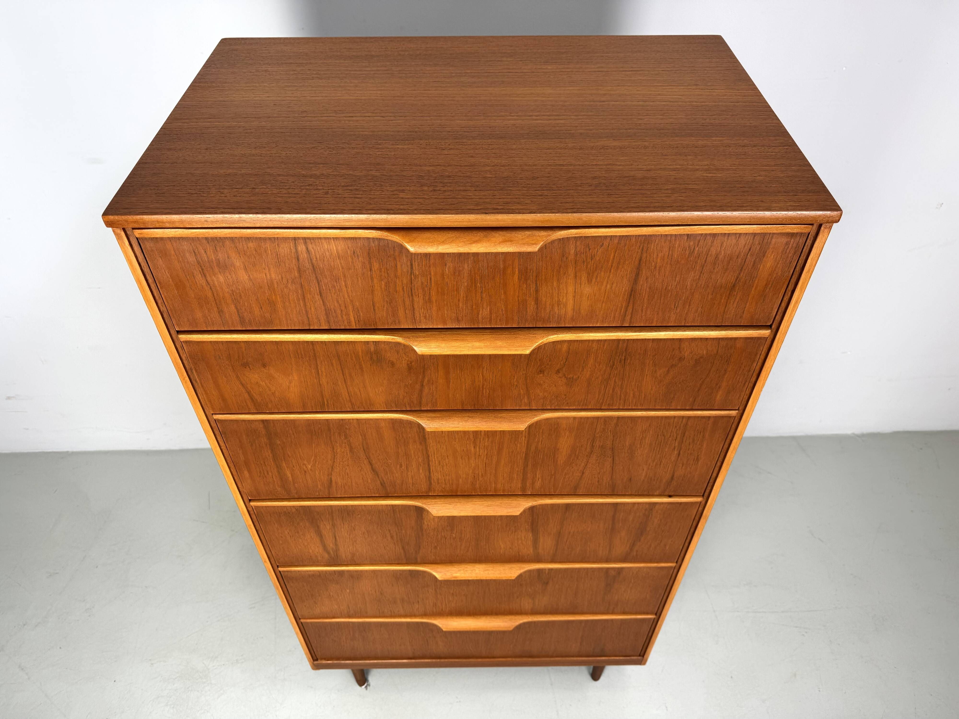 Vintage chest of drawers from Austinsuite, designed by Frank Guille, 1960s.