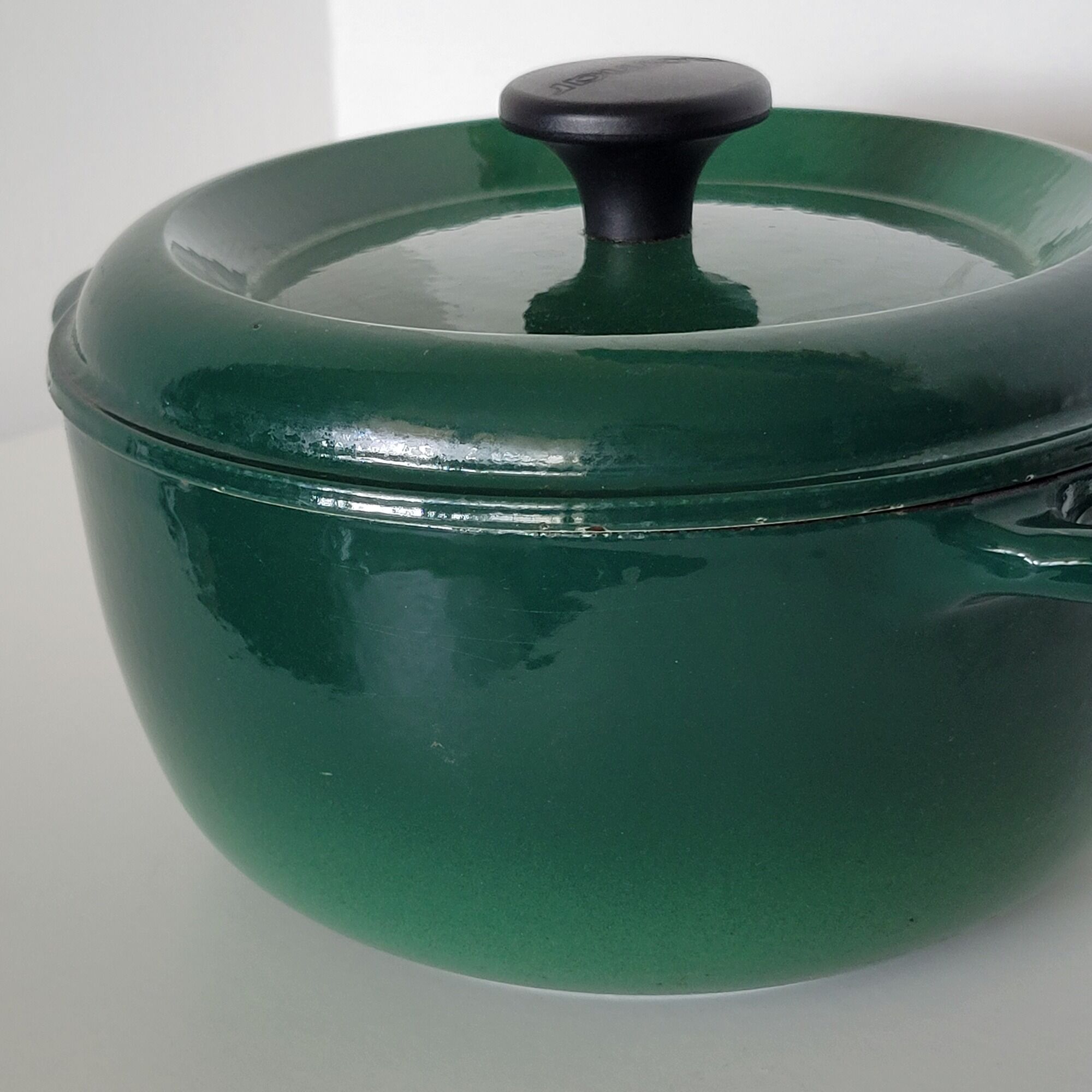 Round green enamelled cast iron casserole Nomar Staub vintage