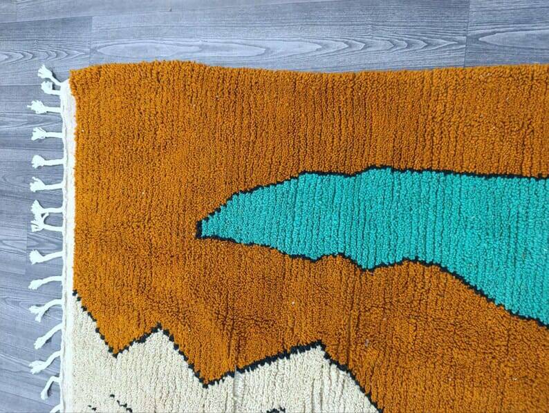 Handmade traditional pure wool rug, size 250 x 250 cm