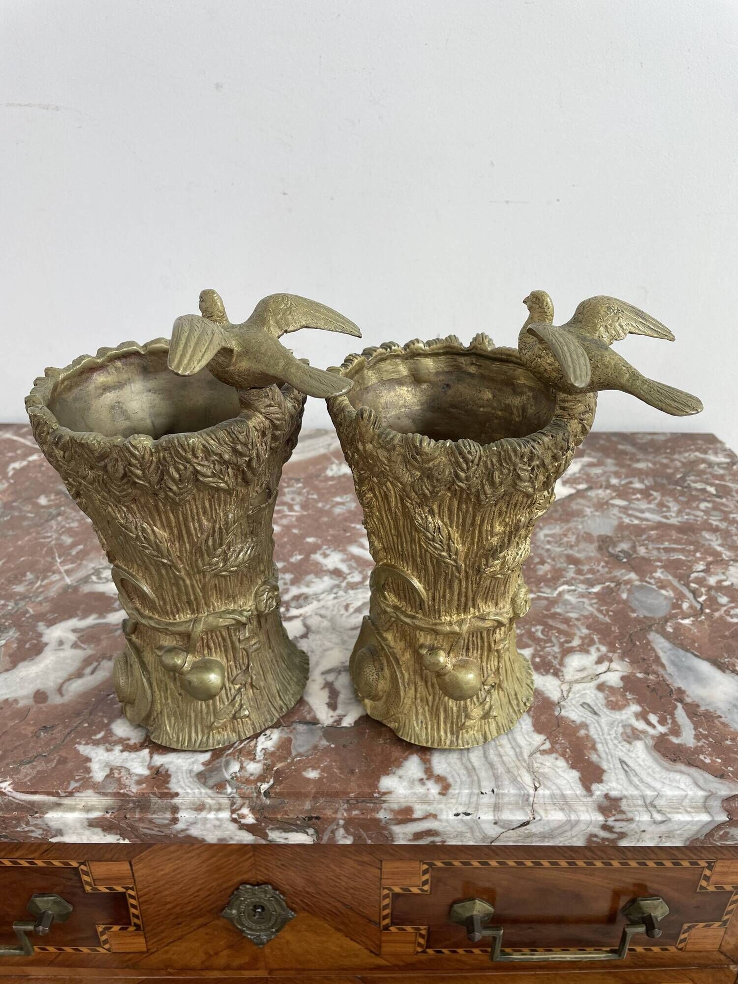 Pair of vases, solid bronze, gilded, early 20th century work, dove decoration, sheaf of wheat, art