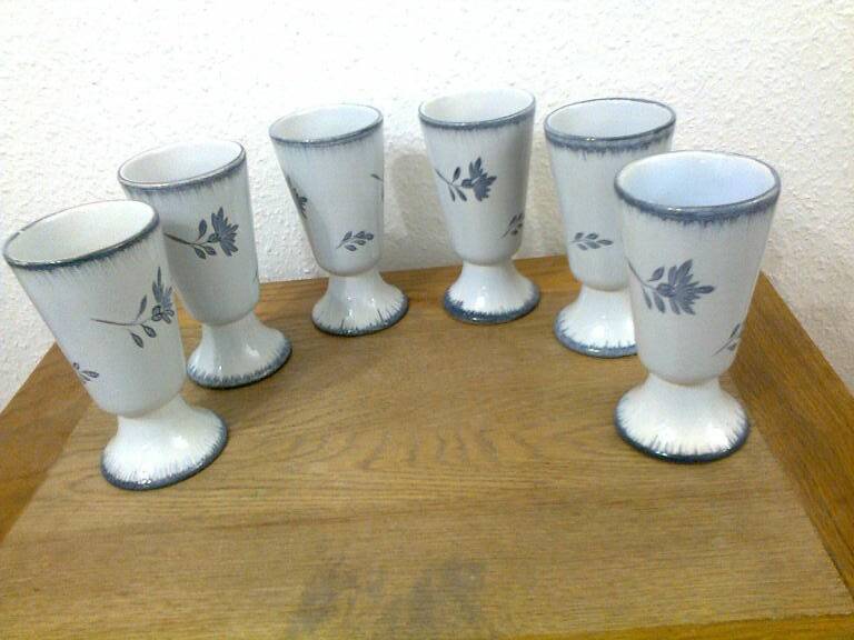 Set of 6 mazagrans with plant motif (carnations) blue-gray on white background