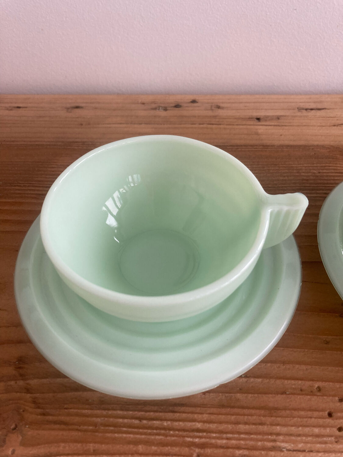 Paire de tasses verre opaline vert mint
