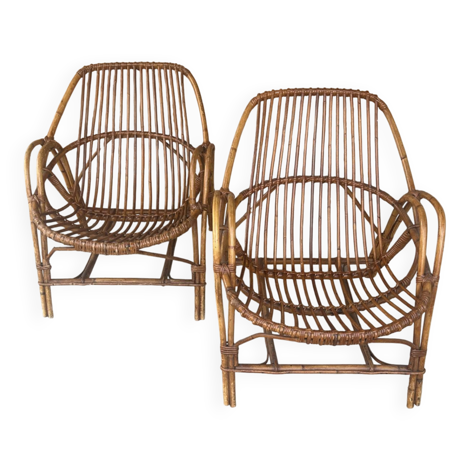 Pair of vintage rattan armchairs from the 1960s – a perfect timeless piece for indoors and outdoors.