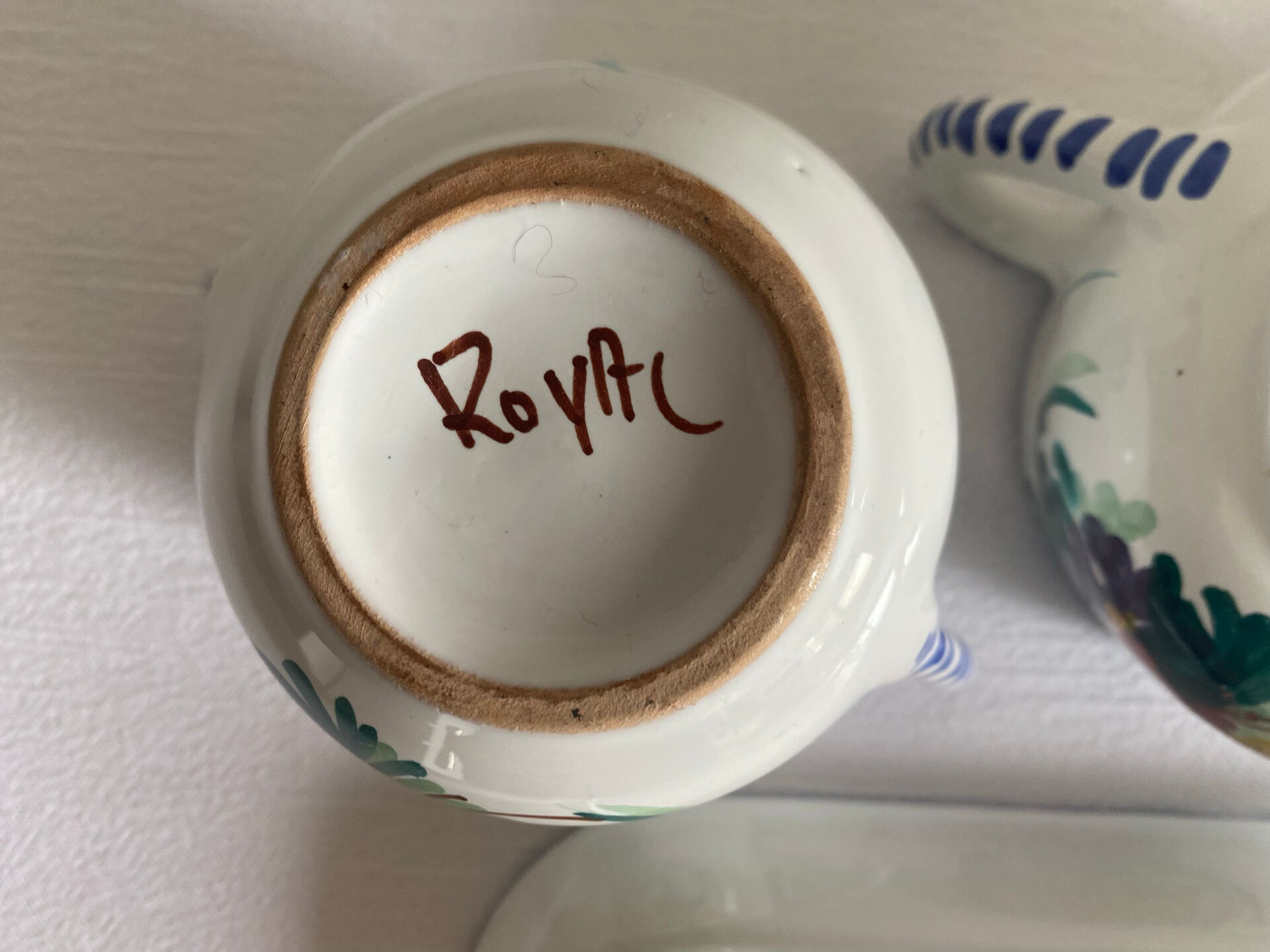 Coffee/breakfast service in Italian porcelain, Royal Peruzzi, thousand.