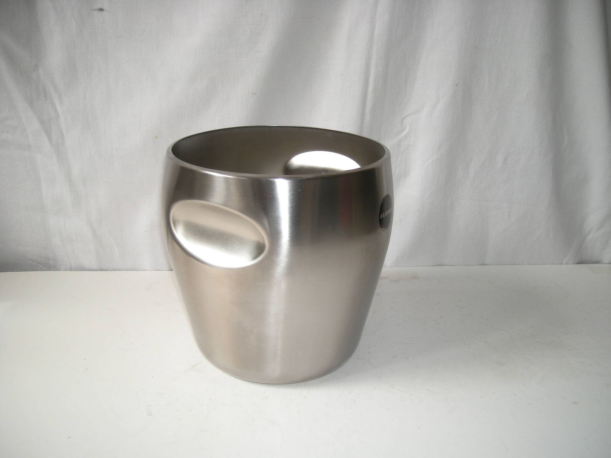 champagne bucket - Carlo Mazzeri and Luigi Massoni - Alessi from the 50s