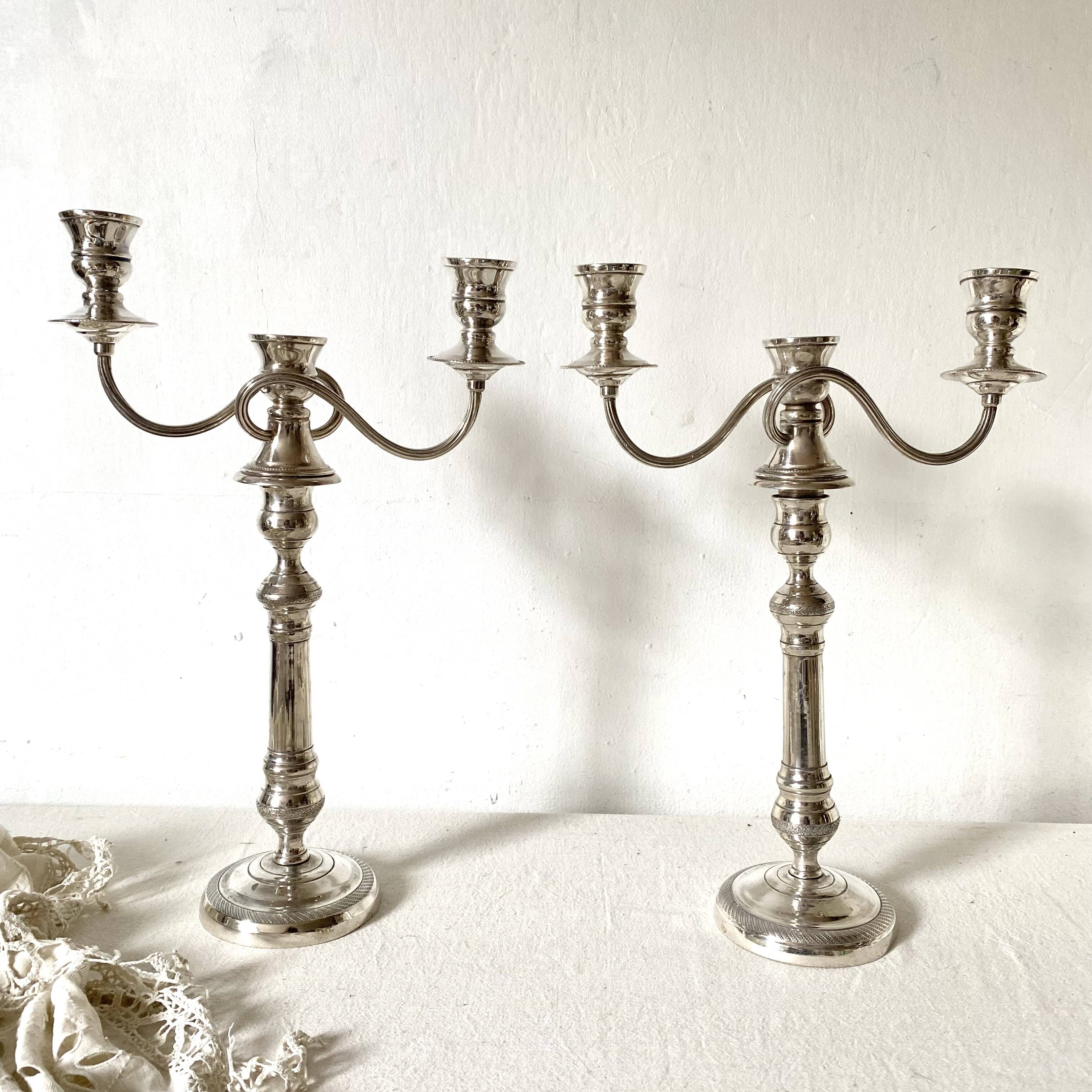 Paire de chandeliers et bougeoirs modulables style anglais