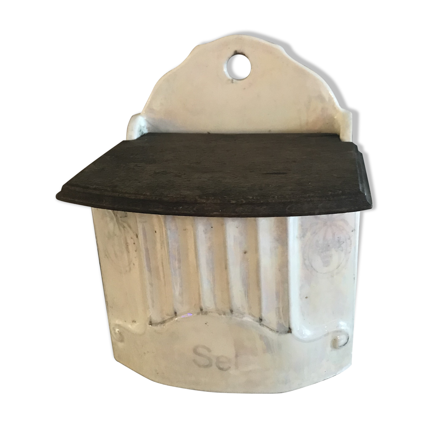 Ceramic salt box