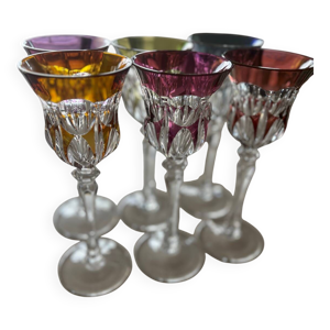 Suite de 6 verres à - liqueur cristal