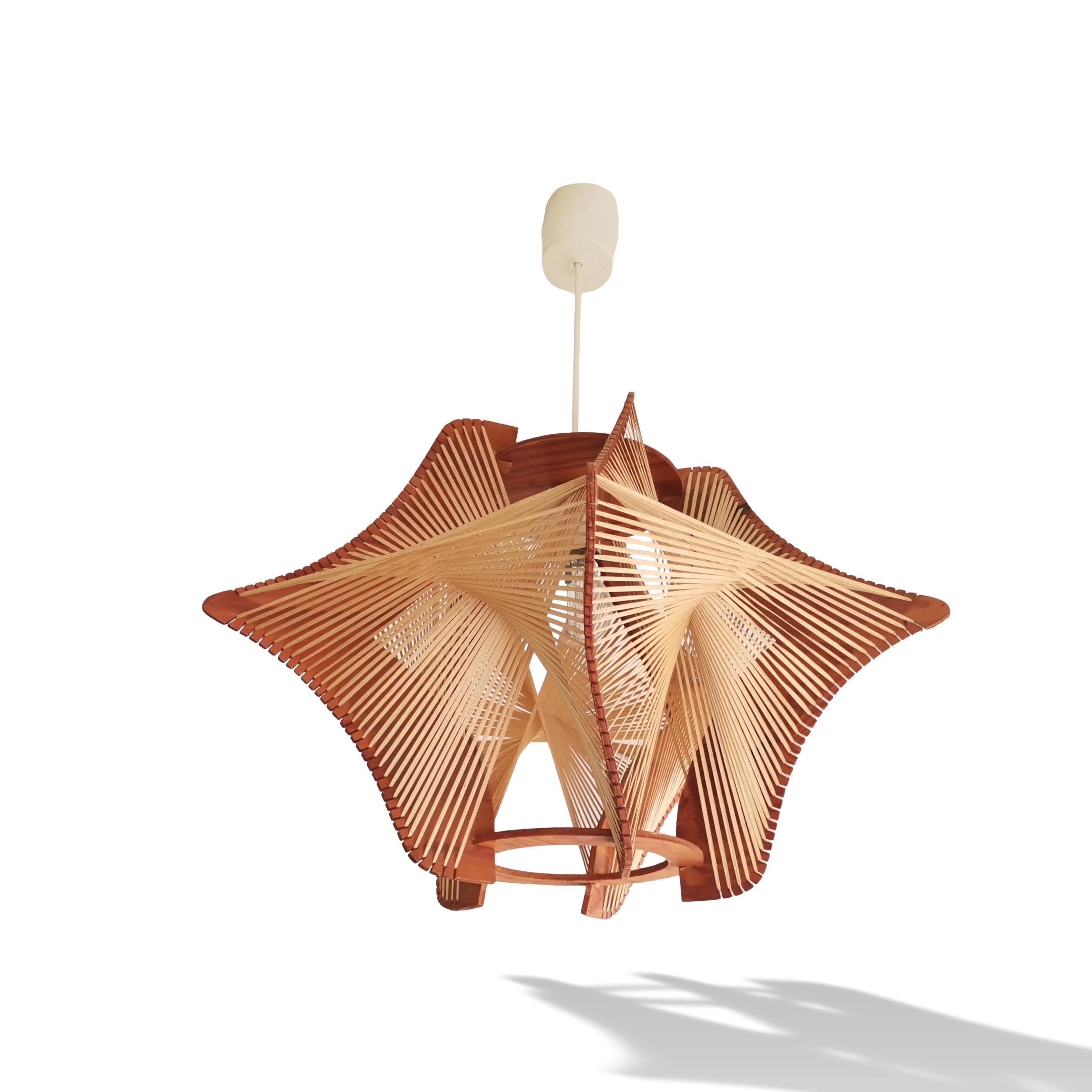 Age french 60s mid century wooden pendant