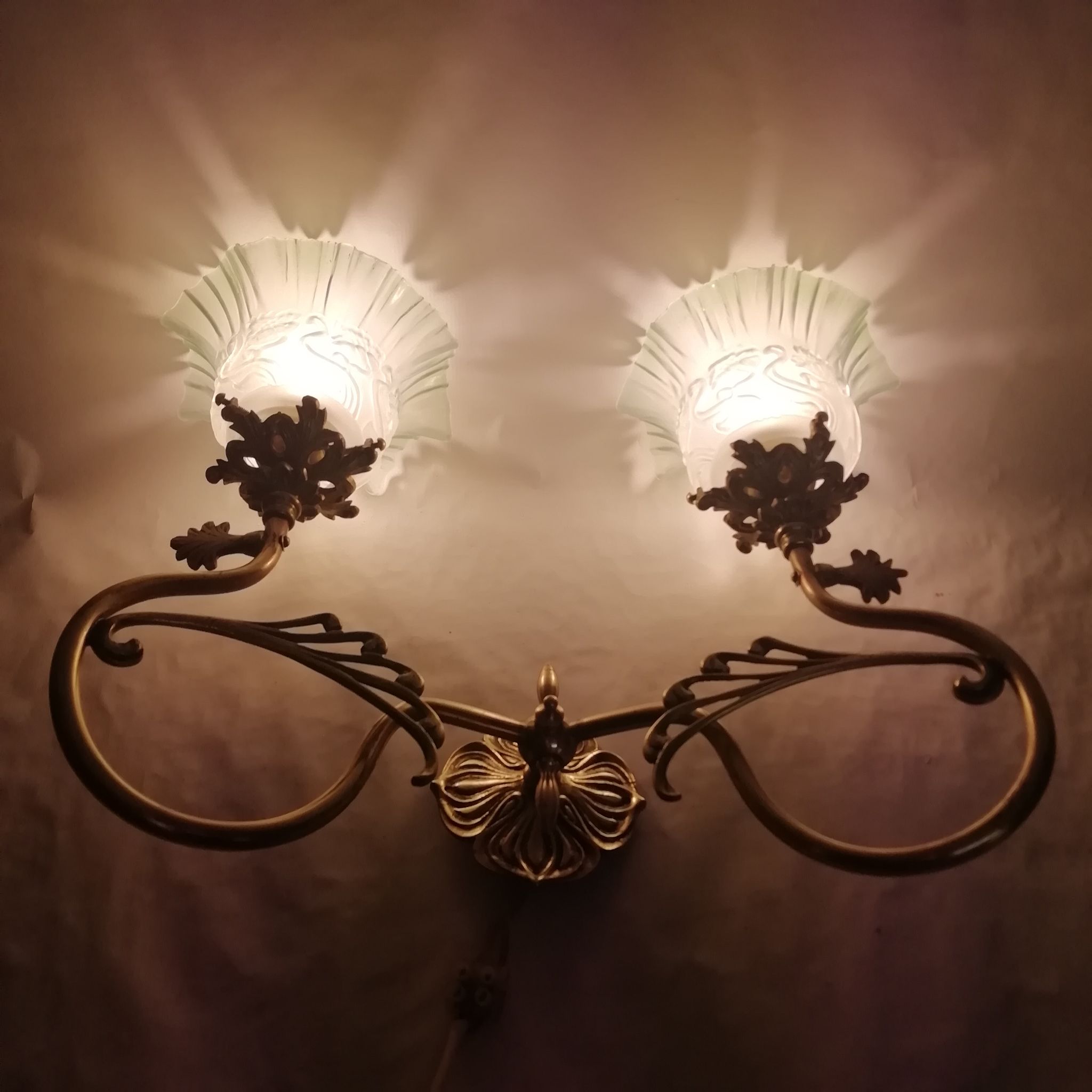 Applique en bronze et le verre art déco  années 1930