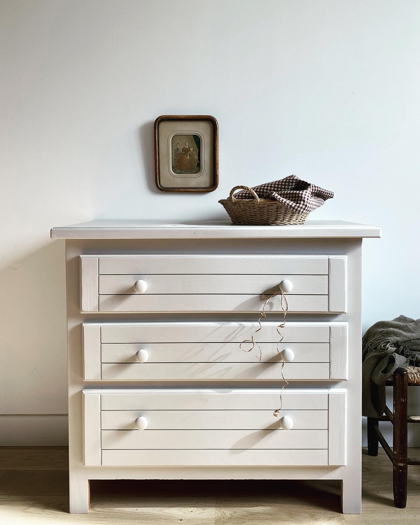 Commode vintage