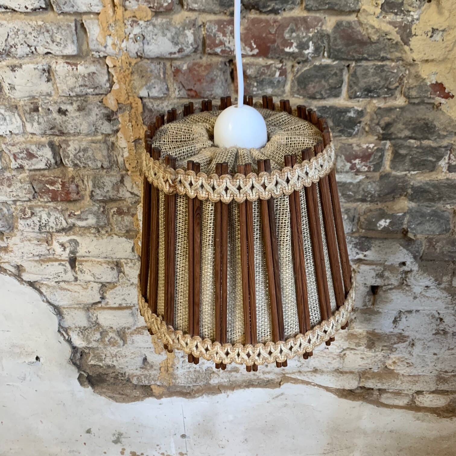 Vintage Scandinavian pendant light (1960s) in wood and linen