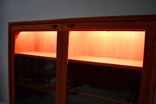 Cabinet en teck danois. H.W Klein. Années 1960.