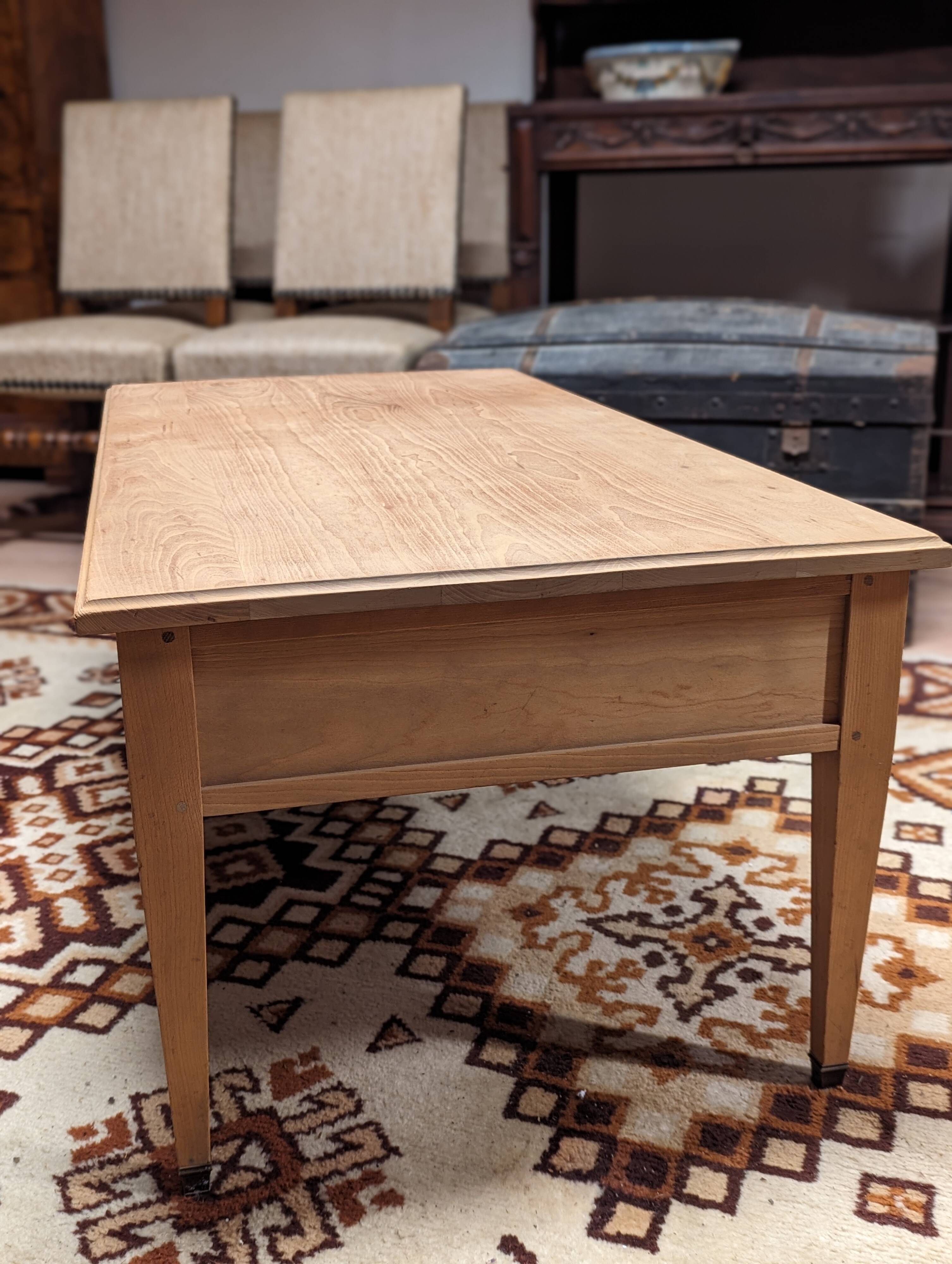 Aerogummed directoire coffee table