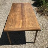 Collapsible solid oak farm table