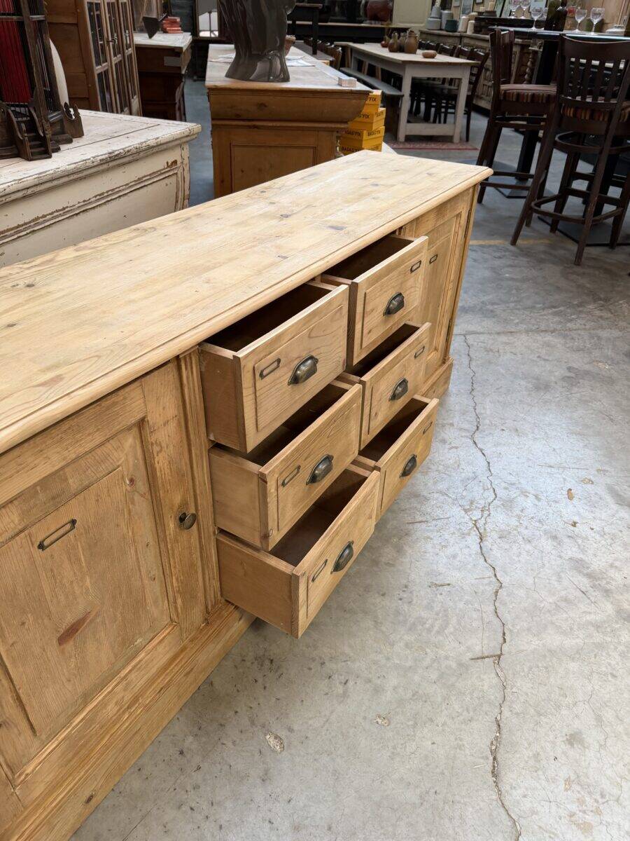 Workshop furniture made of fir.
