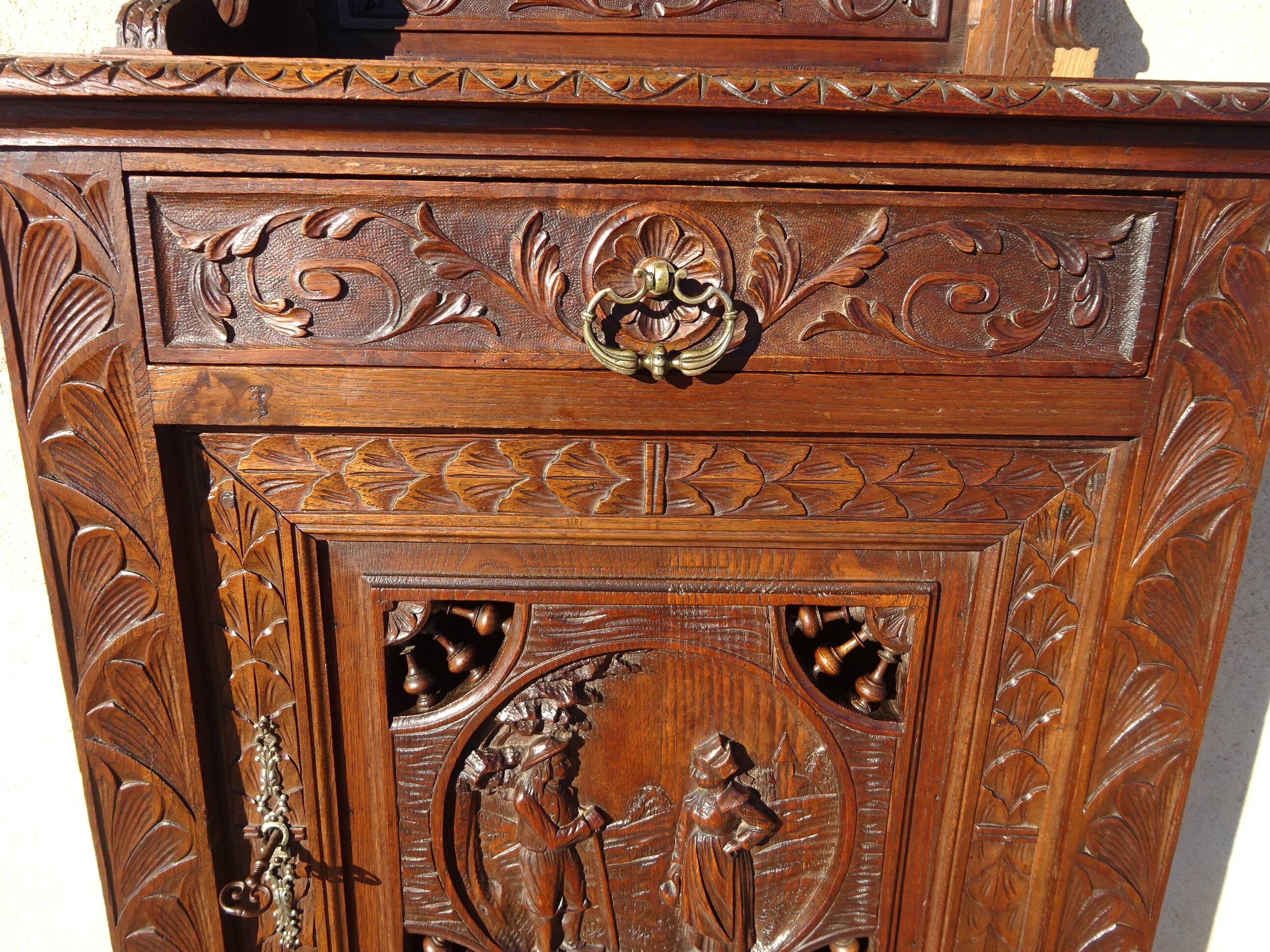 Old Breton dresser buffet
