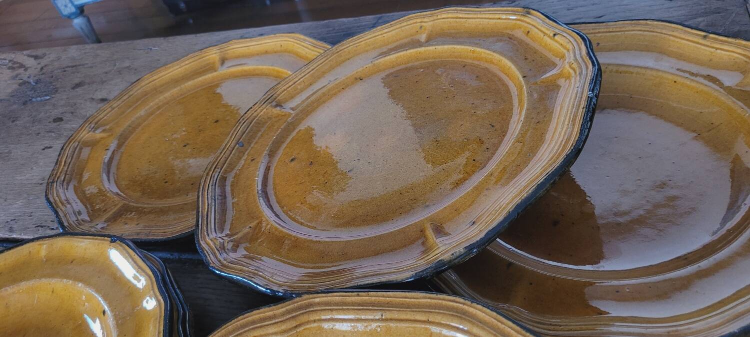 Varages 70's Plates