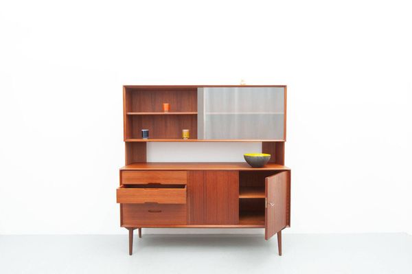 Buffet Varia 150 en teck par Wilhelm Renz, années 1950.
