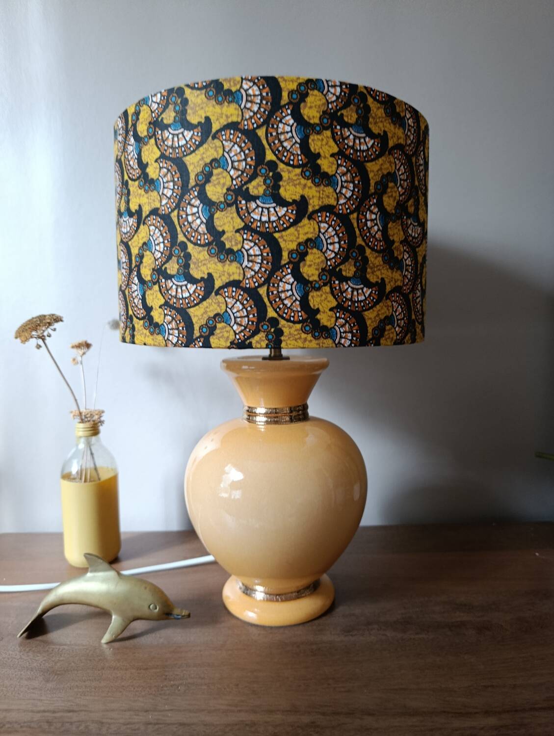 Yellow and gold ceramic table lamp | Kotska, saffron wax lampshade