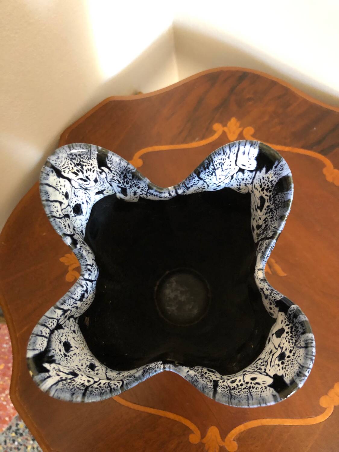 Flame stoneware ceramic vase